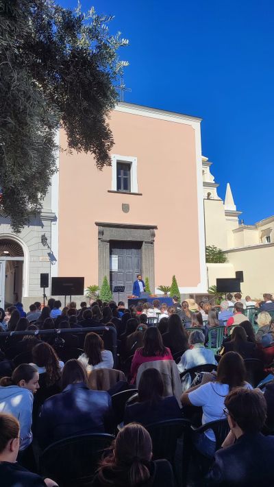 UniMarconi, il 26 settembre torna “Una Lezione in Piazza”: l’Intelligenza Artificiale al centro del dibattito in venti Comuni italiani